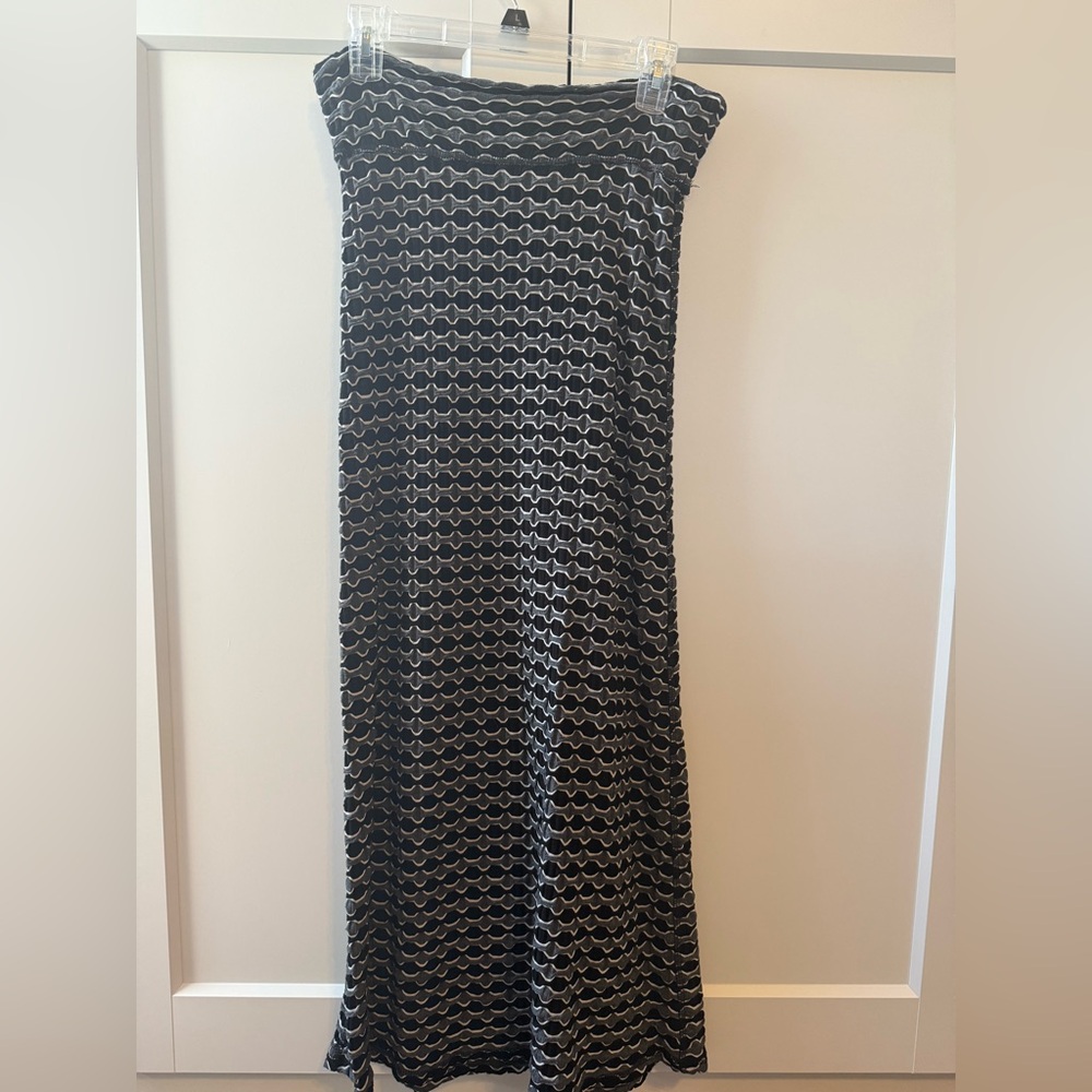 Coin 1804 Geometric Print Maxi Skirt Size M | Soft Stretch Knit Long Skirt